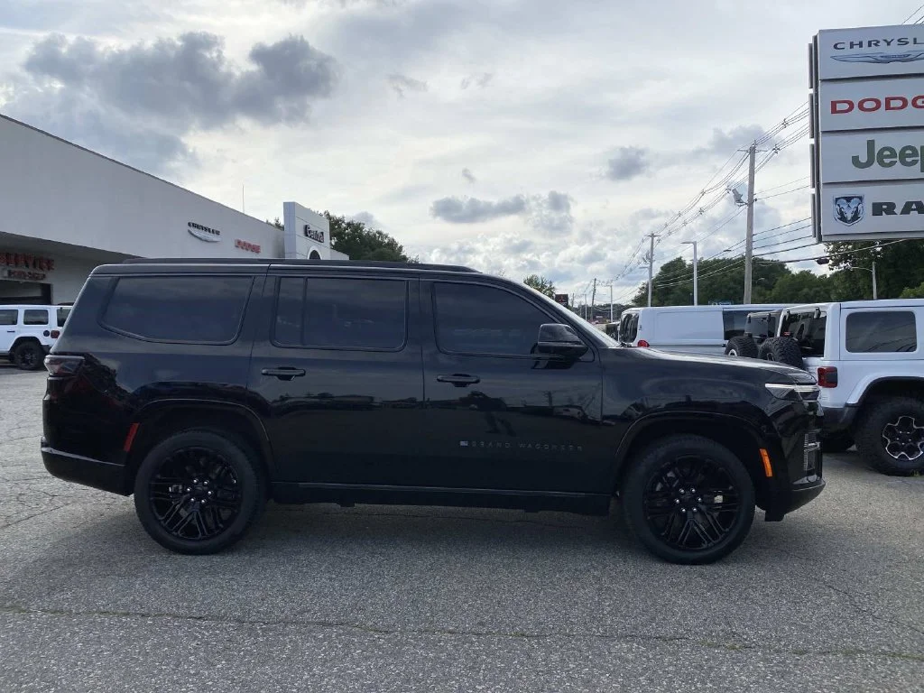 Used 2026 Black Jeep Limited Reserve image 2