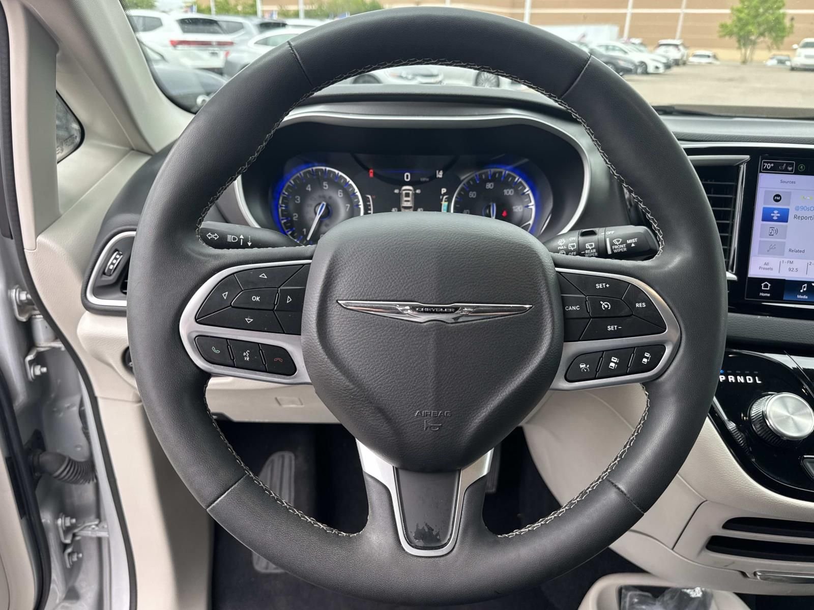 Used 2024 Silver Chrysler Touring L image 23
