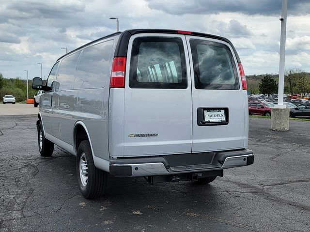 2026 Chevrolet Express Cargo Work Van - Photo 8