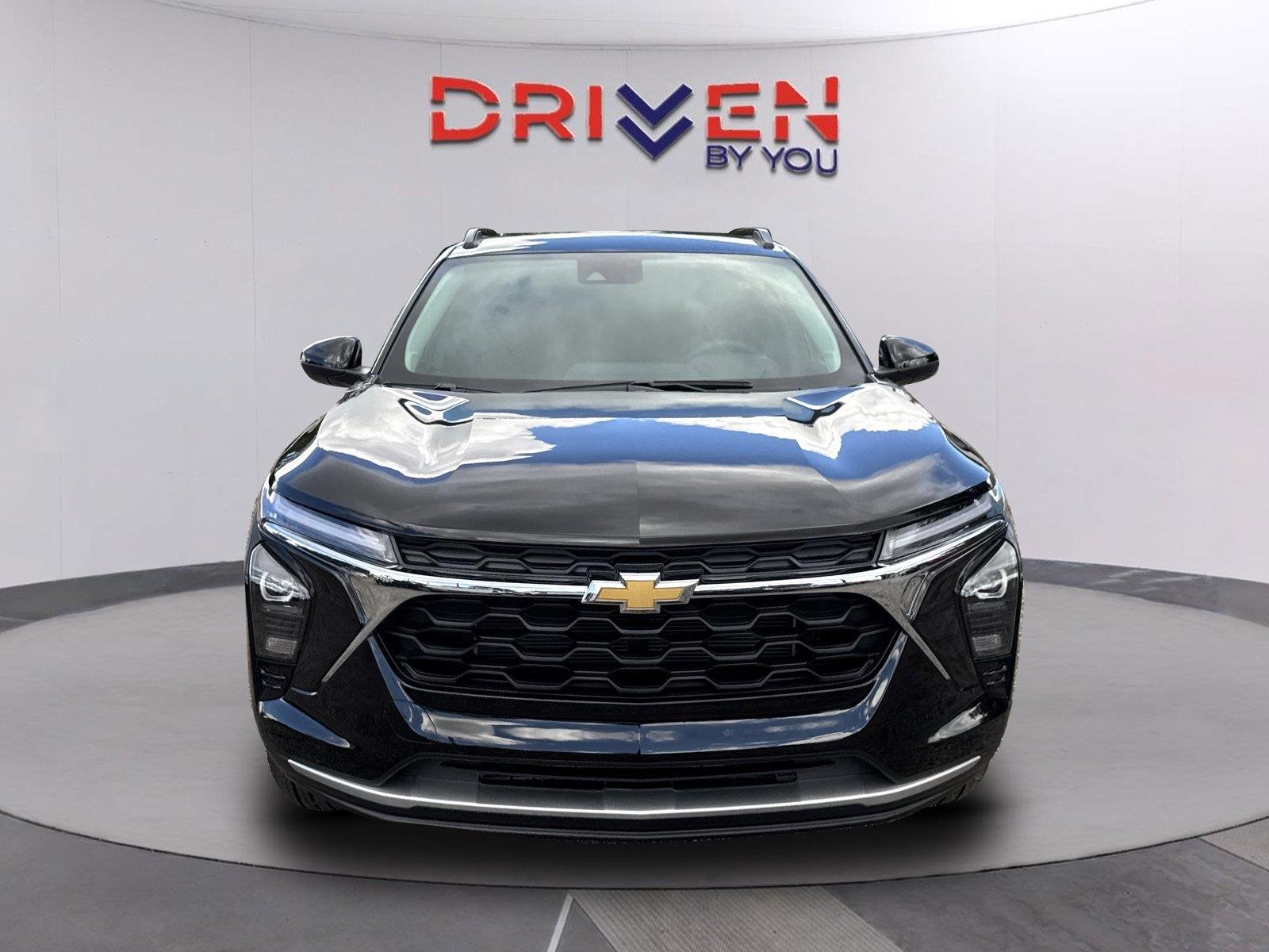 New 2026 Mosaic Black Metallic Chevrolet LT image 9