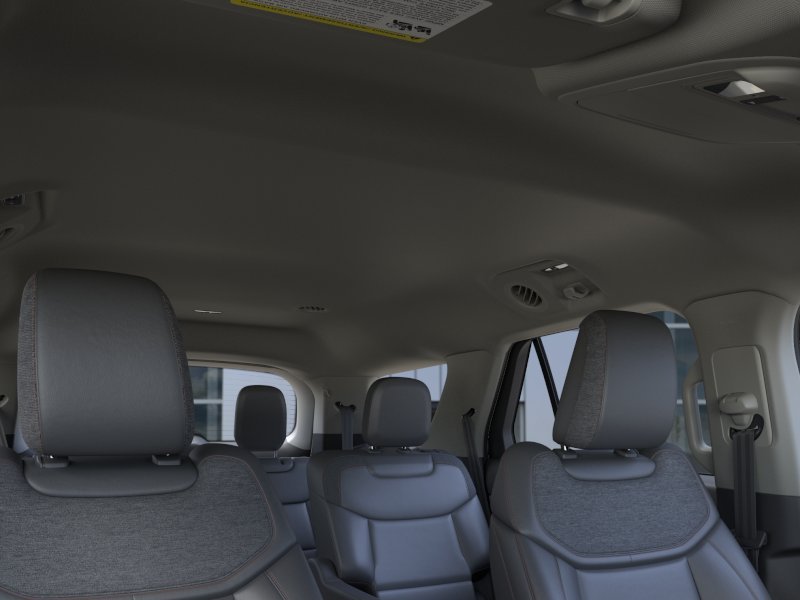 New 2026 Star White Metallic Tri-Coat Ford Active image 35