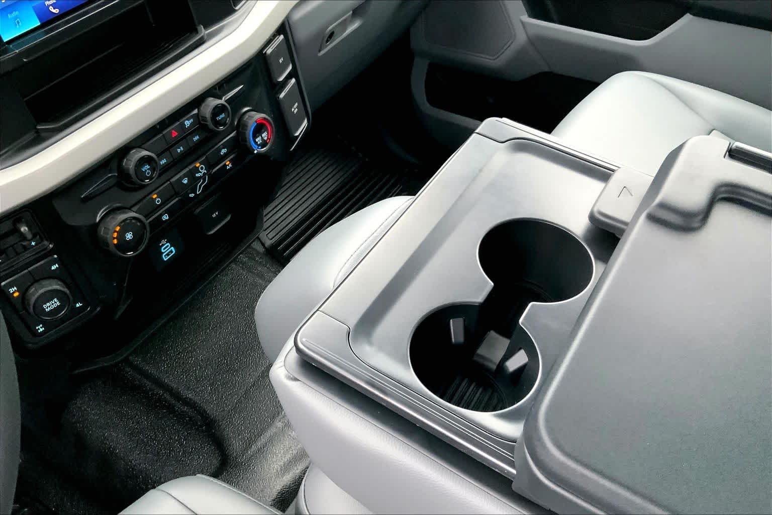 New 2026 Oxford White Ford F-250® XL image 5