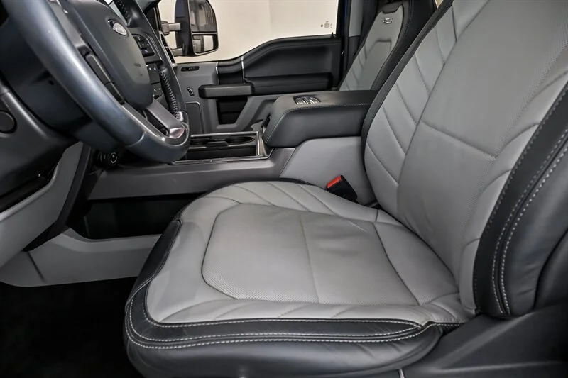 Used 2022 Atlas Blue Ford XL image 24