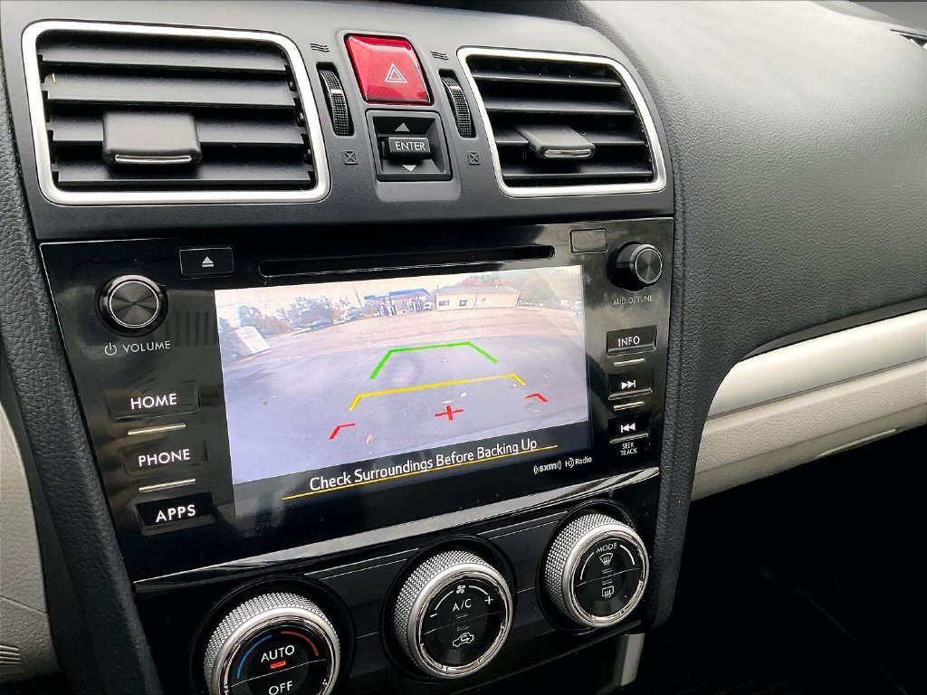 Used 2018 Gray Subaru 2.5i Premium image 16