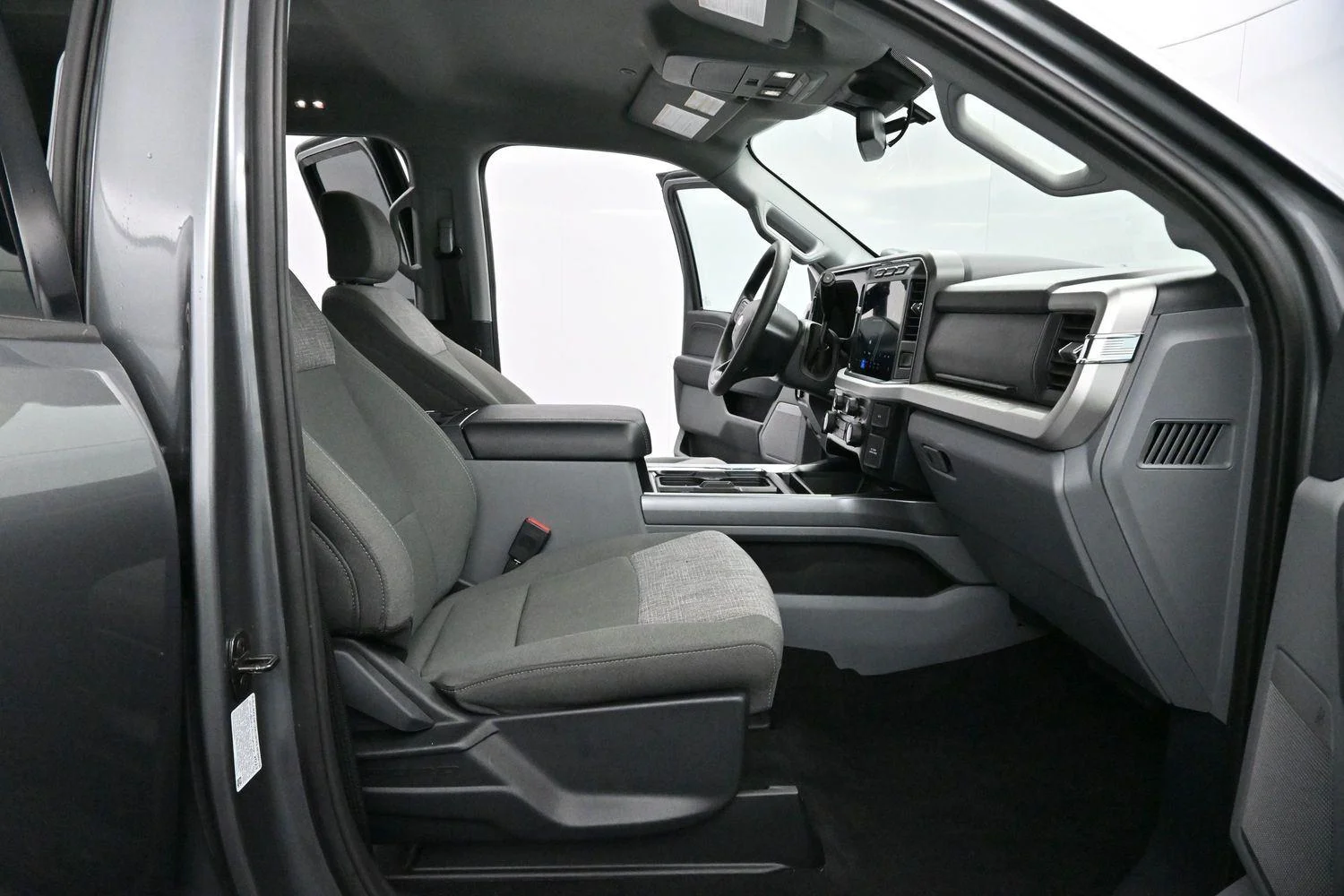 Used 2023 Carbonized Gray Ford XLT image 31