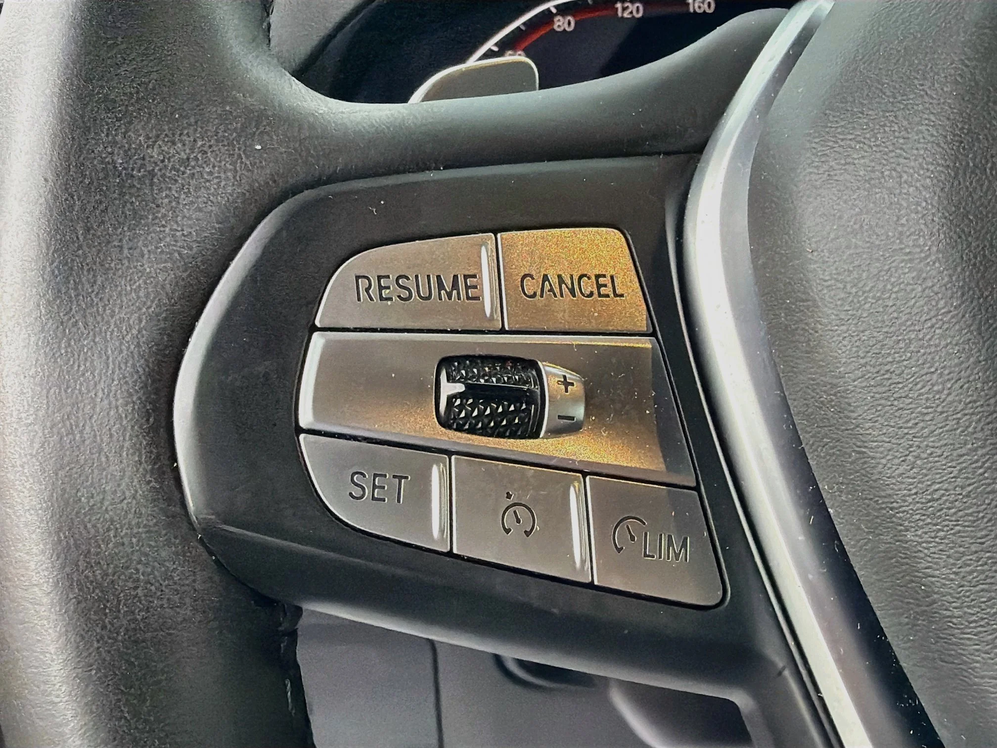 Used 2024 Dark Graphite Metallic BMW xDrive30i image 37