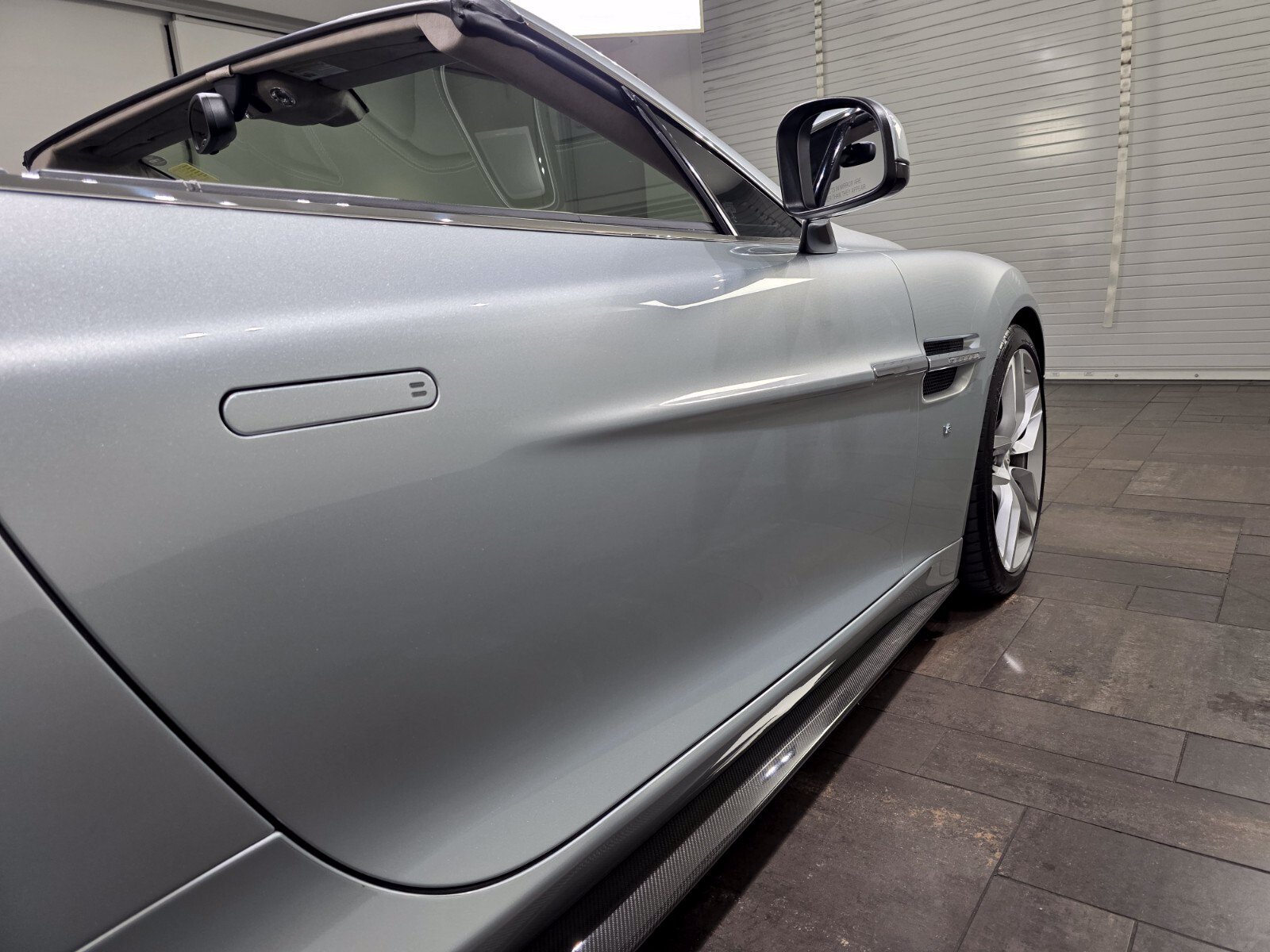 Used 2017 Q Titanium Silver Aston Martin Volante image 9