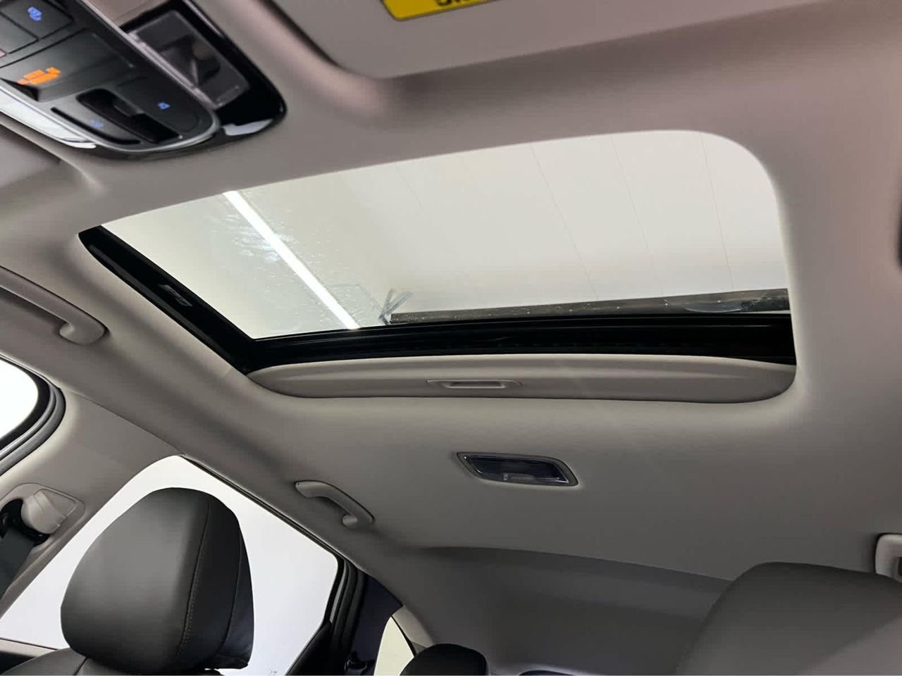 New 2026 Serenity White Pearl Hyundai SEL Premium AWD image 23