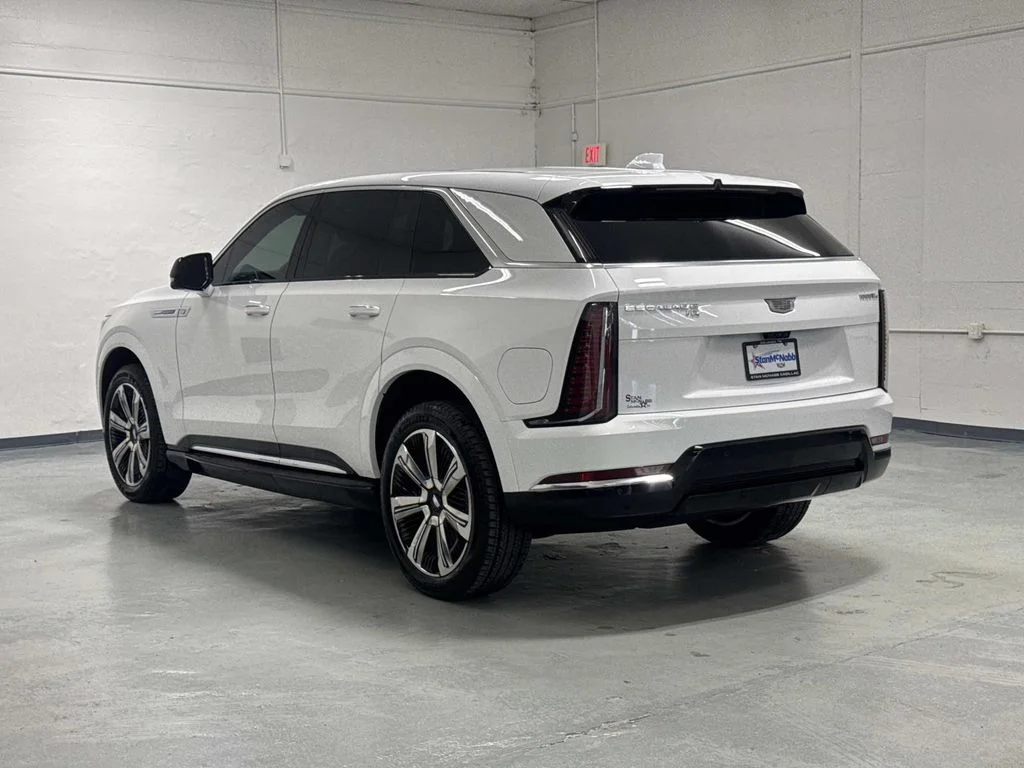 2025 Cadillac Escalade IQ Luxury 1 - Photo 6