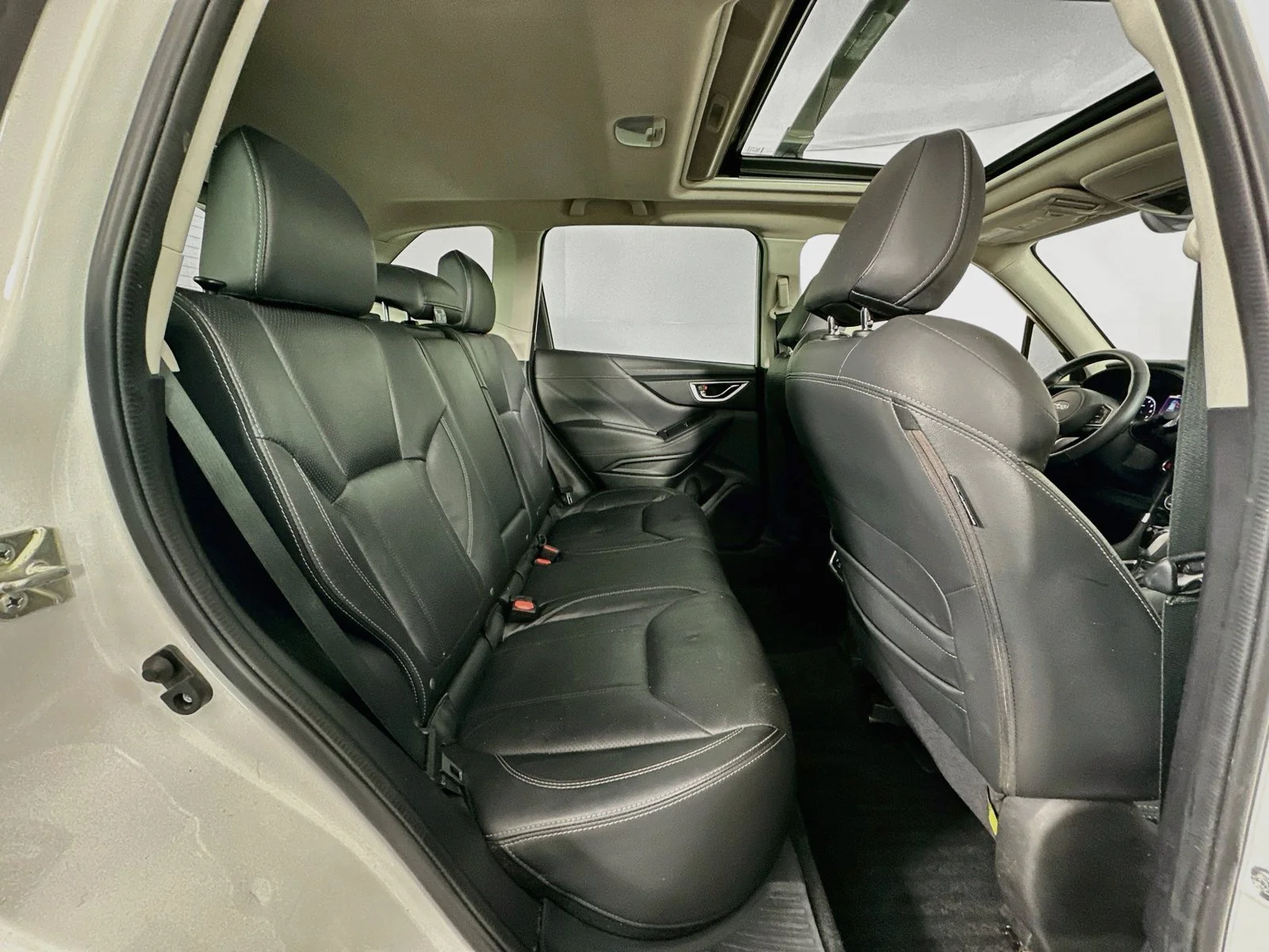 Used 2021 Crystal White Pearl Subaru Touring image 29