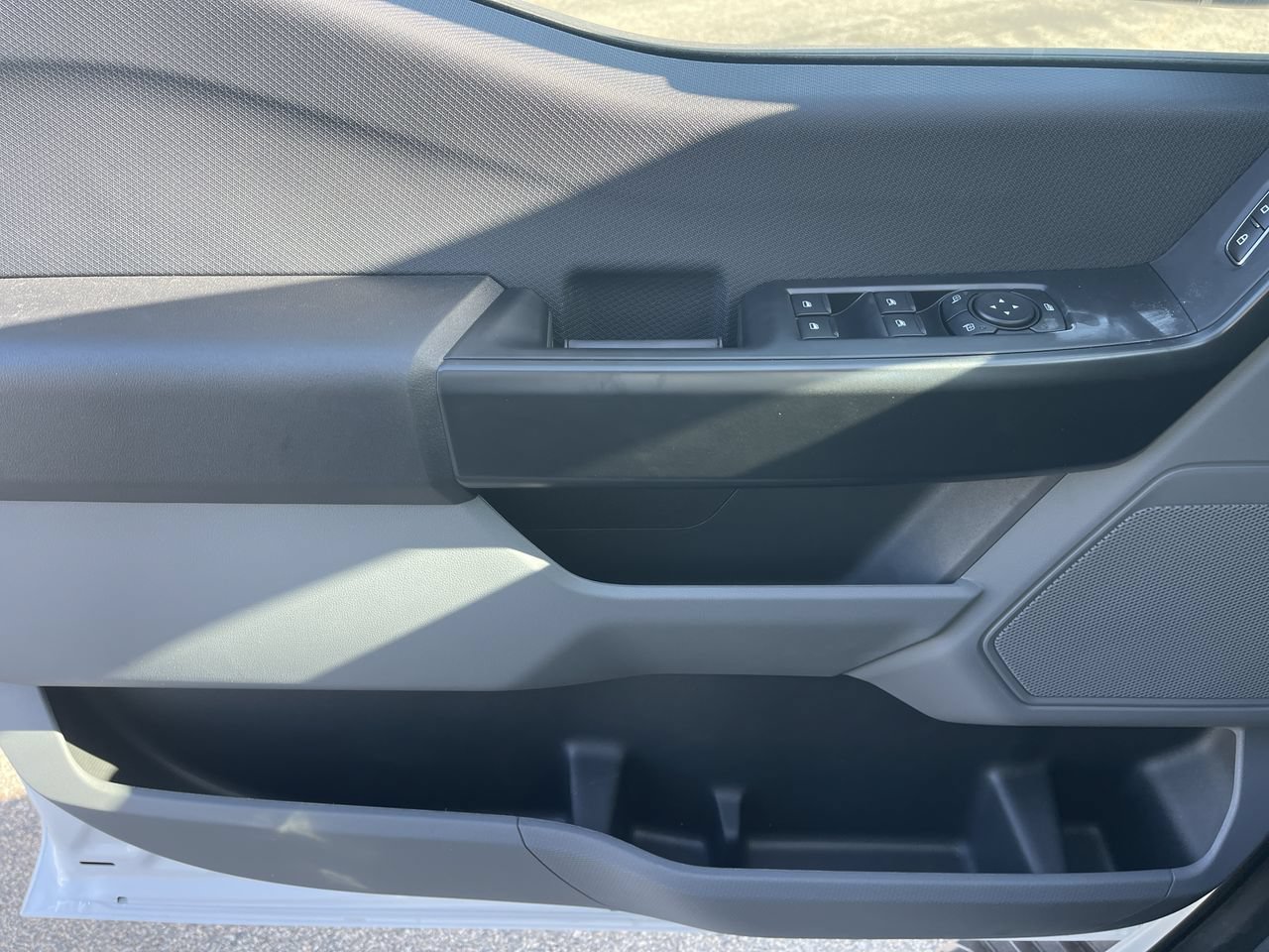 New 2026 Oxford White Ford XL image 20