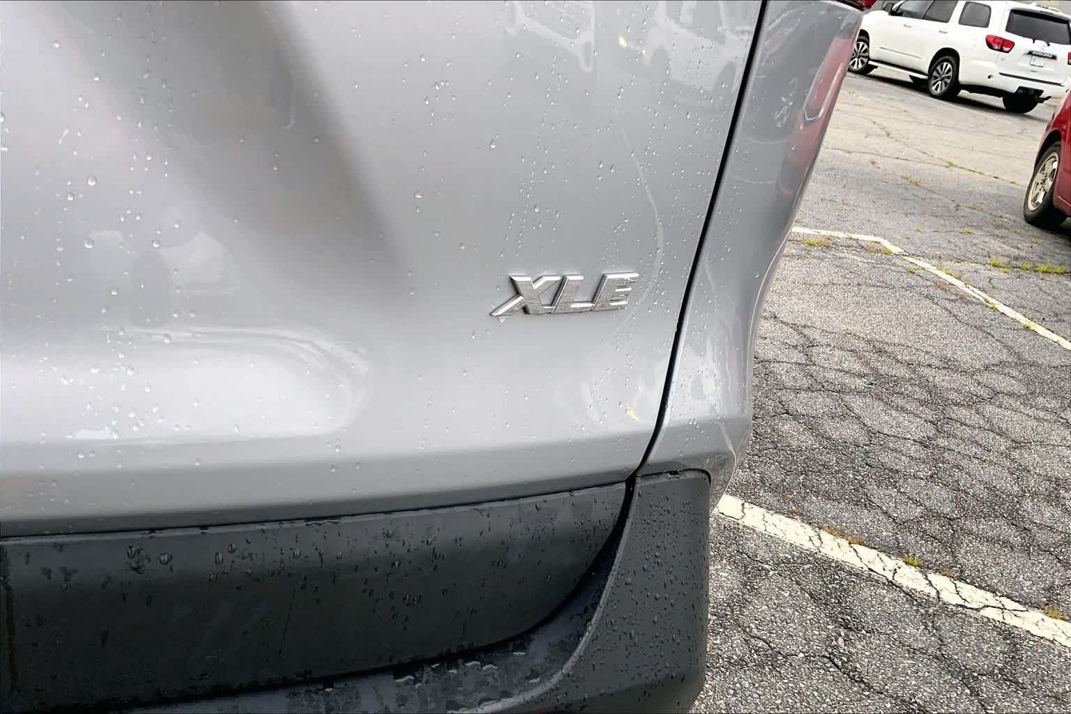 Used 2024 Silver Sky Metallic Toyota XLE image 10