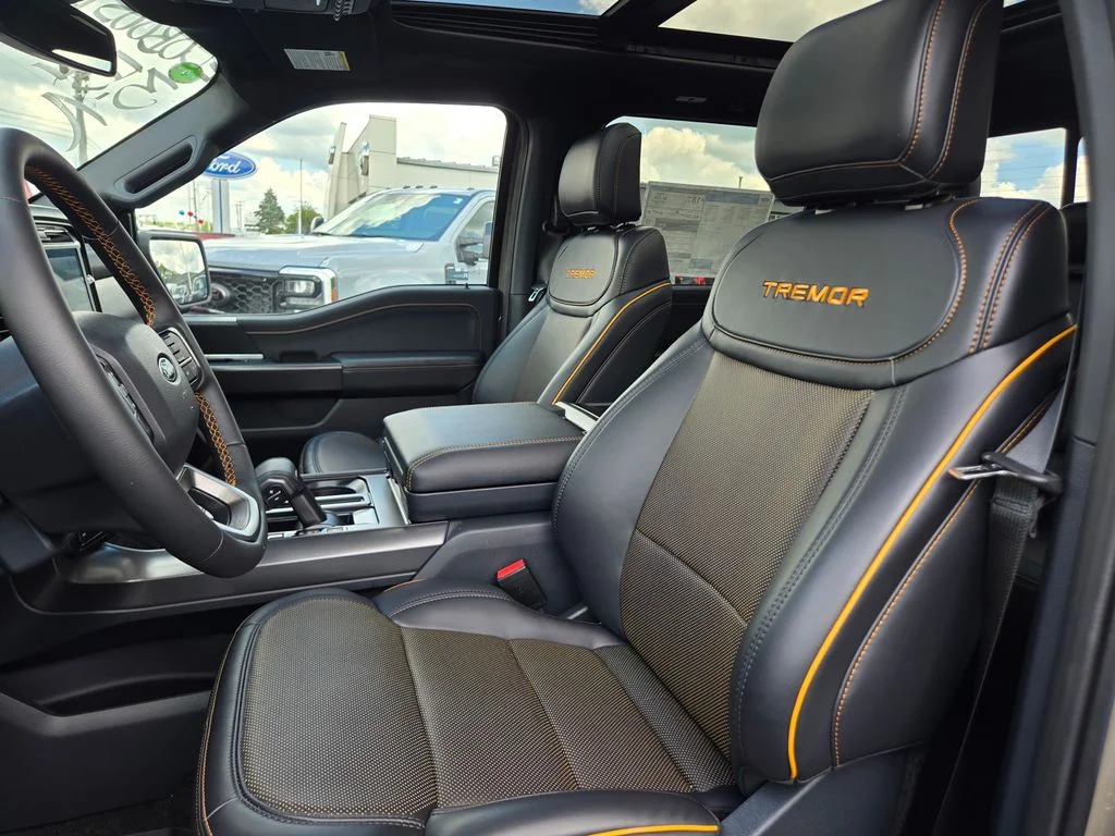 New 2026 Marsh Gray Ford Tremor® image 16