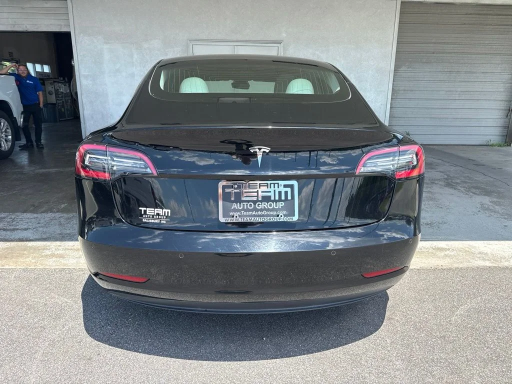 Used 2019 Black Tesla  image 6