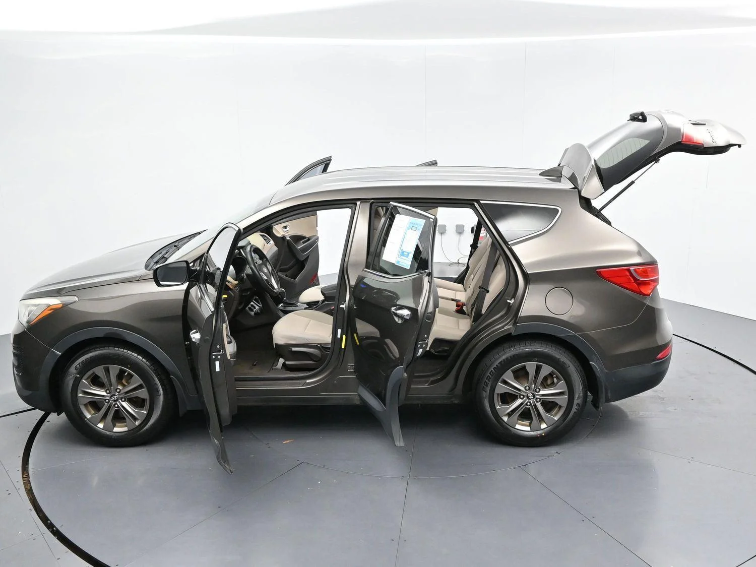 Used 2013 Cabo Bronze Hyundai Sport image 38