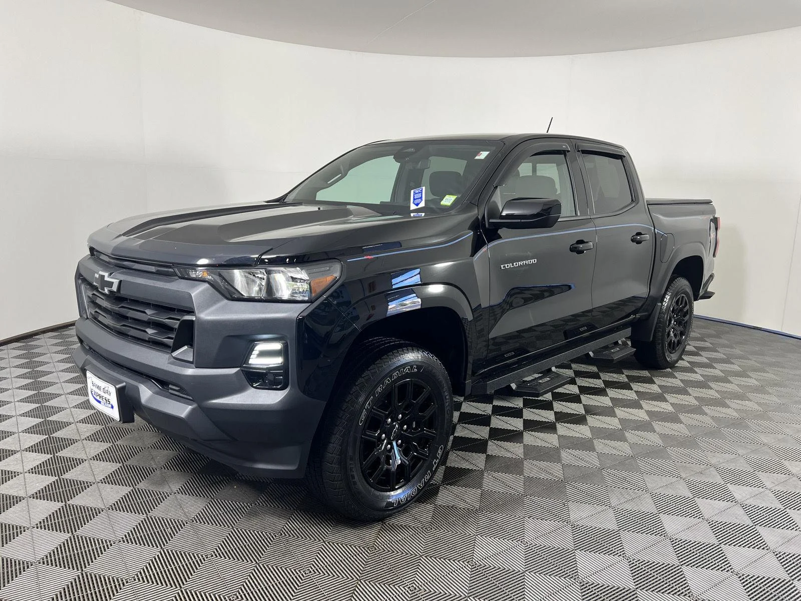 Used 2025 Black Chevrolet WT/LT image 26