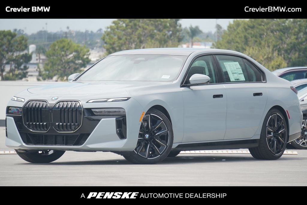 2025 BMW 7 Series 740i Sedan's photo