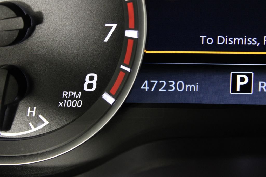 Used 2024 White Nissan Platinum Reserve image 28