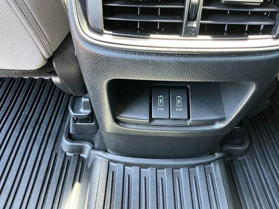 Used 2022 Silver Honda EX image 24