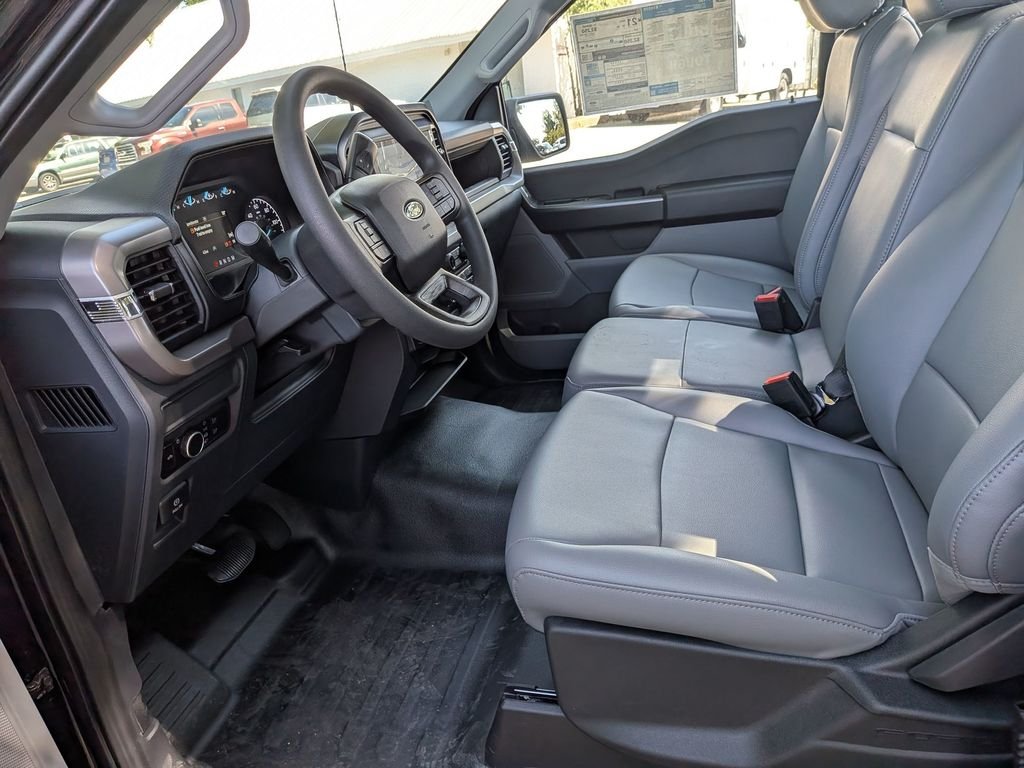 New 2026 Agate Black Metallic Ford XL image 15