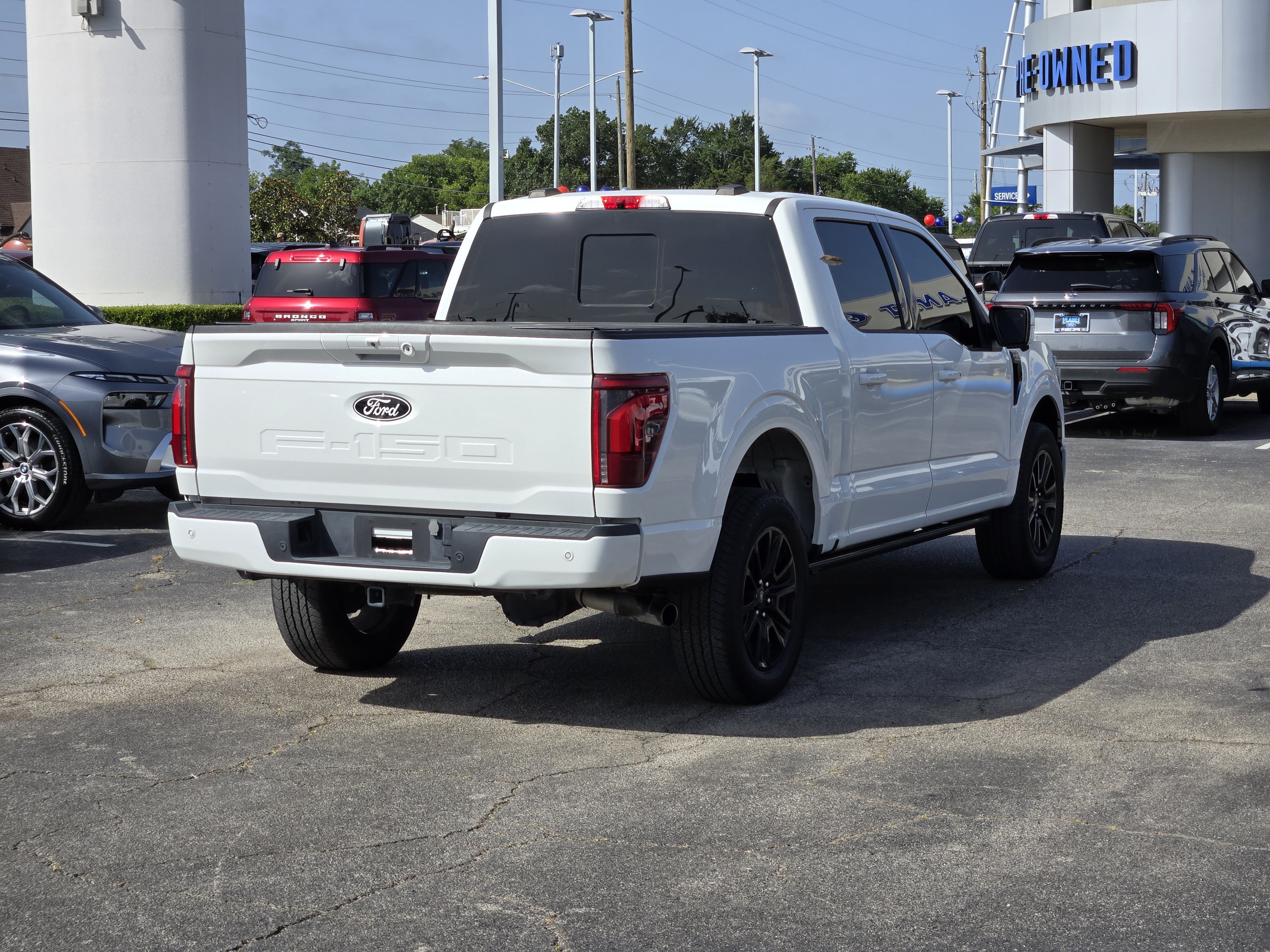 Used 2024 White Metallic Ford Platinum image 7