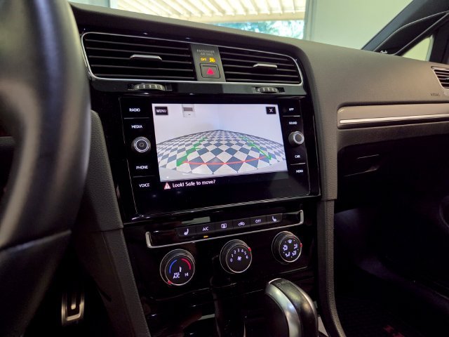 Used 2019  Volkswagen 2.0T SE image 24