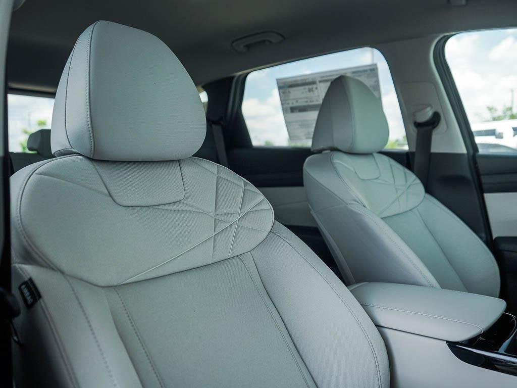 New 2026 Amazon Gray Hyundai SEL AWD image 37