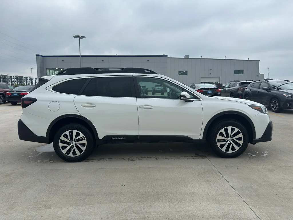Used 2021 Crystal White Pearl Subaru Premium image 4