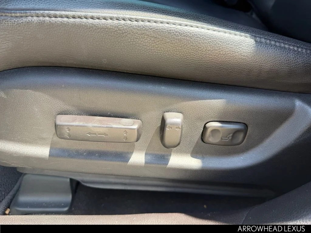 Used 2018 Silver Acura Technology Package image 21