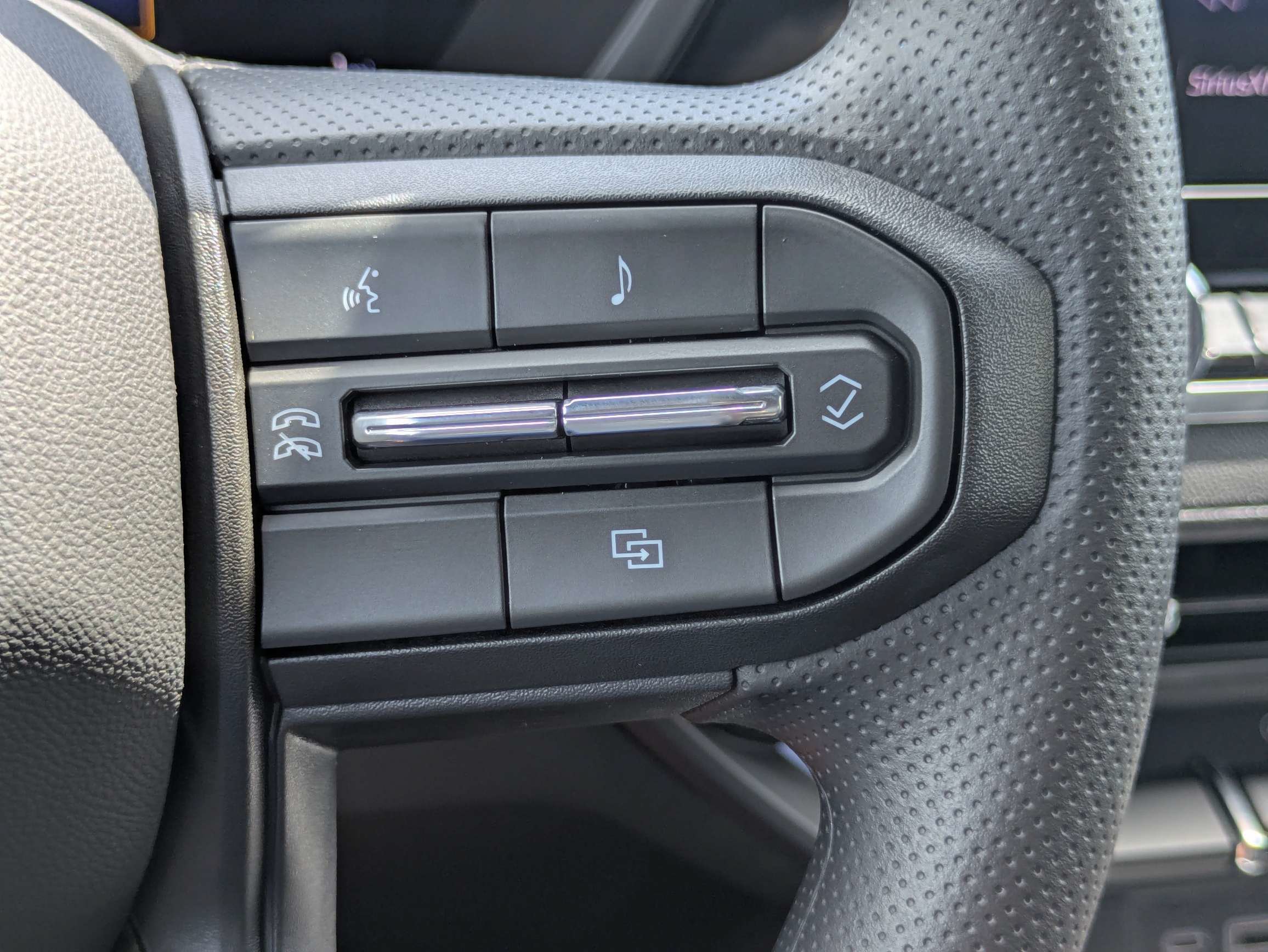 2026 Chevrolet Colorado Trail Boss - Photo 25
