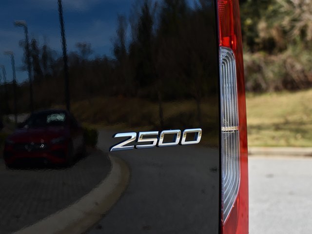 New 2026 Jet+Black Mercedes-Benz Cargo 170 WB image 49
