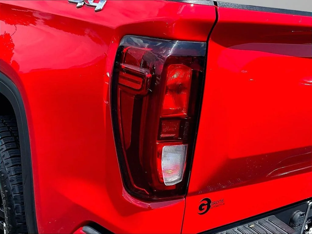 Used 2021 Red GMC Elevation image 29