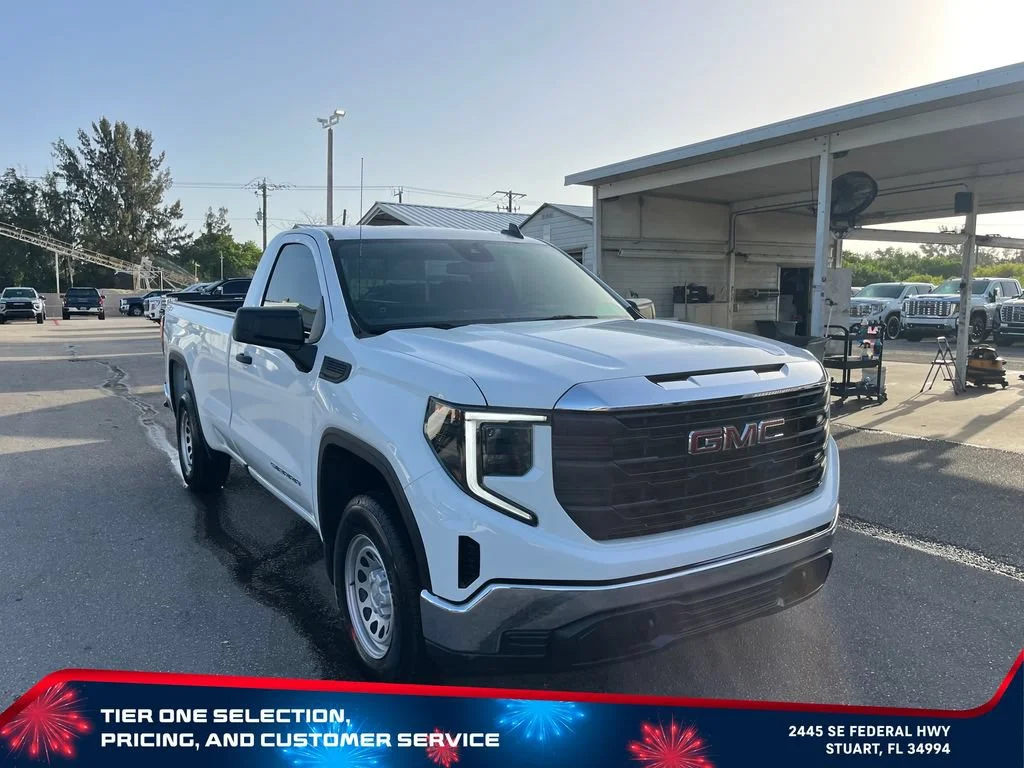 Used 2025 Summit White GMC Pro image 3