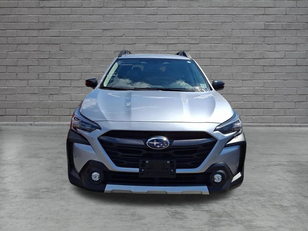 Used 2025 Silver Subaru Limited image 36