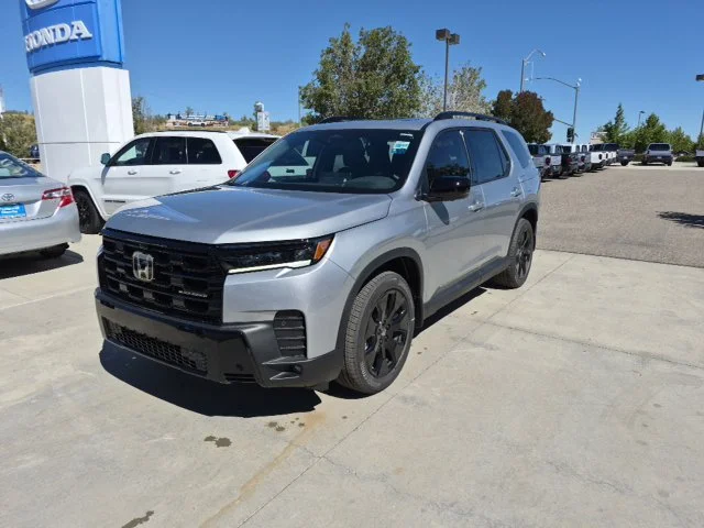 New 2026 Solar Silver Metallic Honda Black Edition image 3