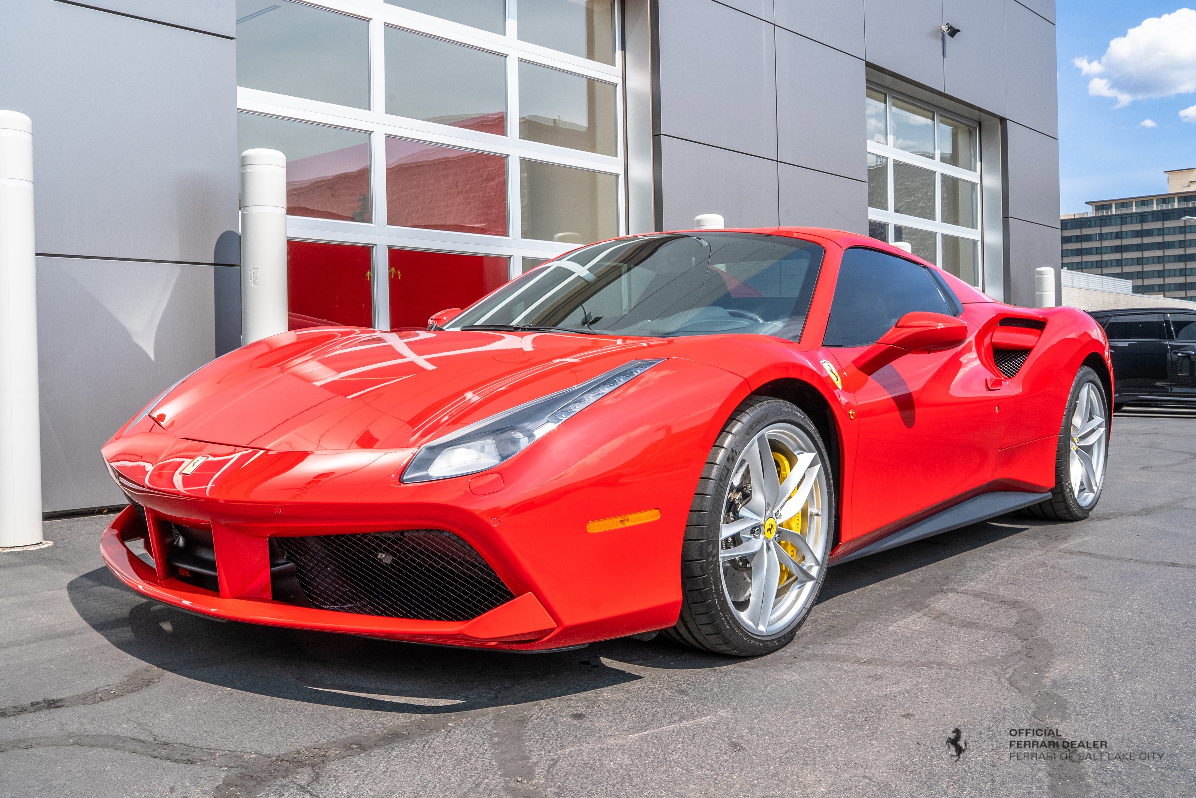 2019 Ferrari 488 Spider Base