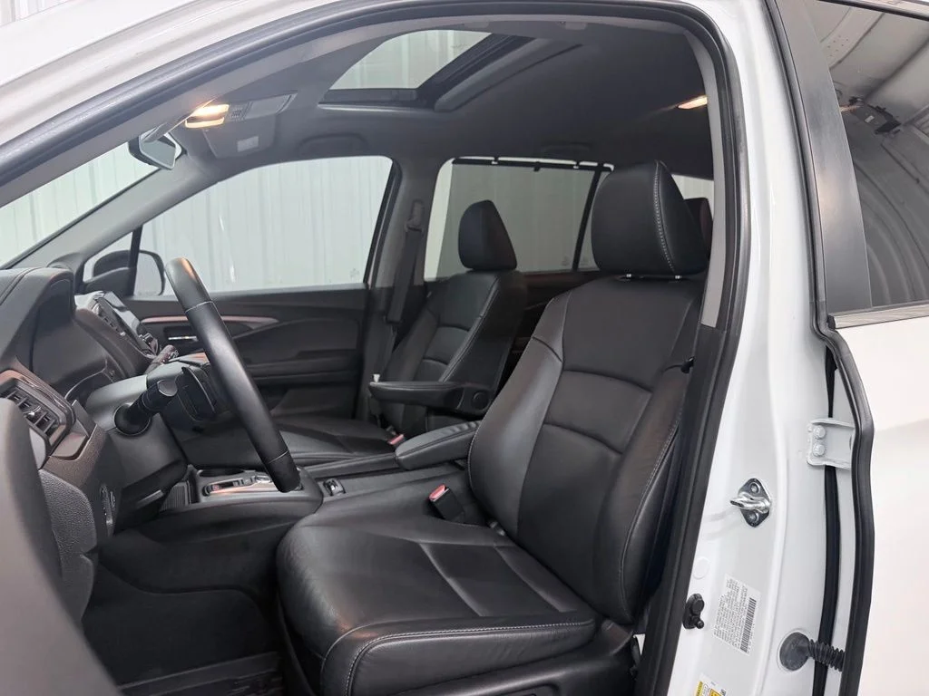 Used 2022 White Honda Special Edition image 14