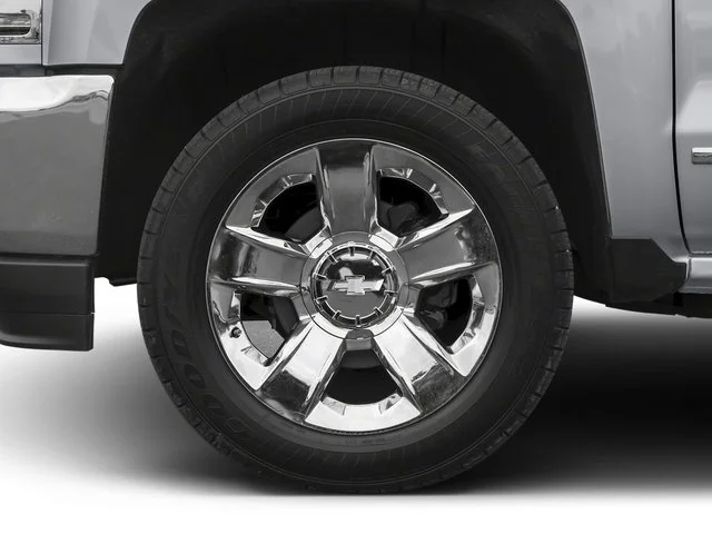 Used 2016 Black Chevrolet LTZ image 13