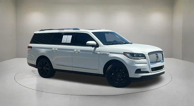 2024 Lincoln Navigator