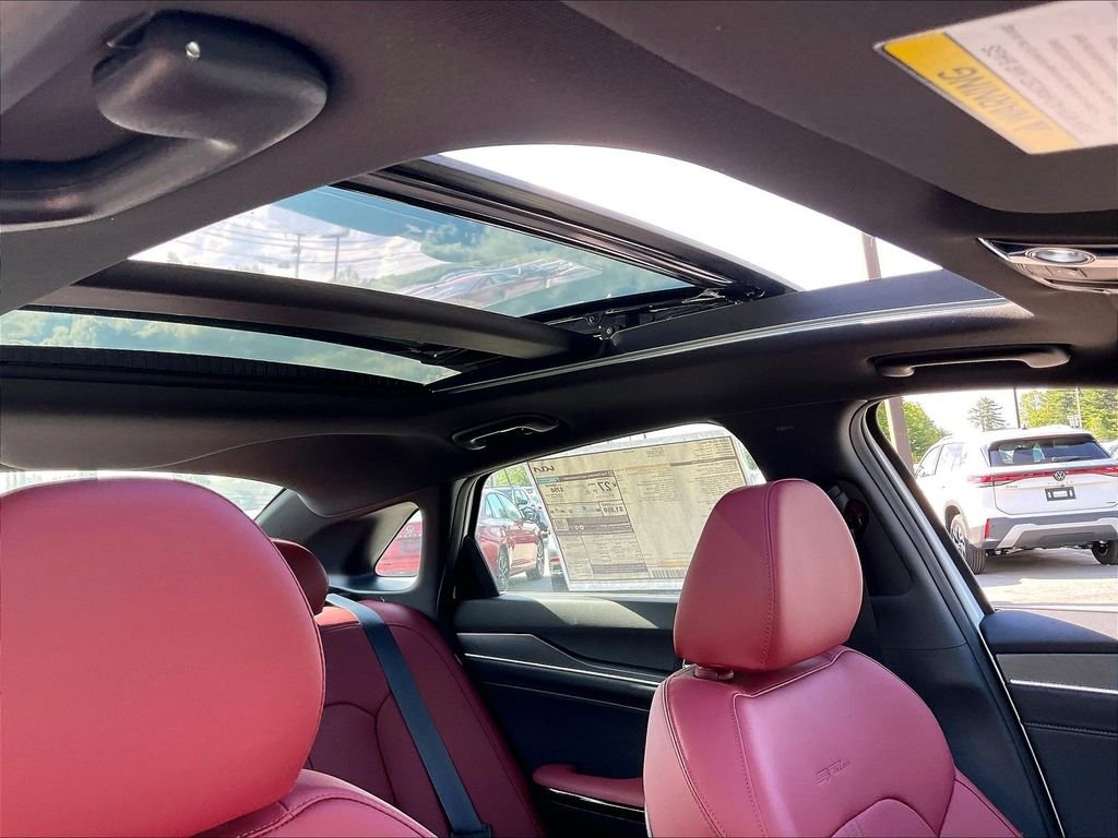 2026 Kia K5 GT-Line - Photo 18