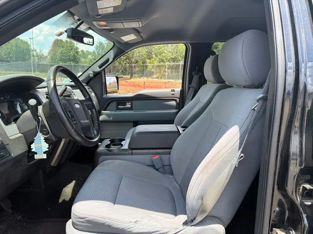 Used 2014 Black Ford XLT image 10