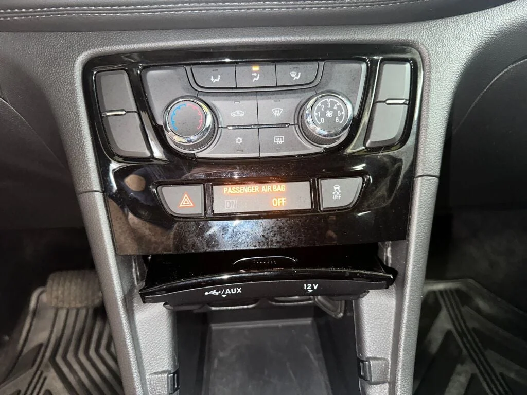 2022 Buick Encore Preferred - Photo 13