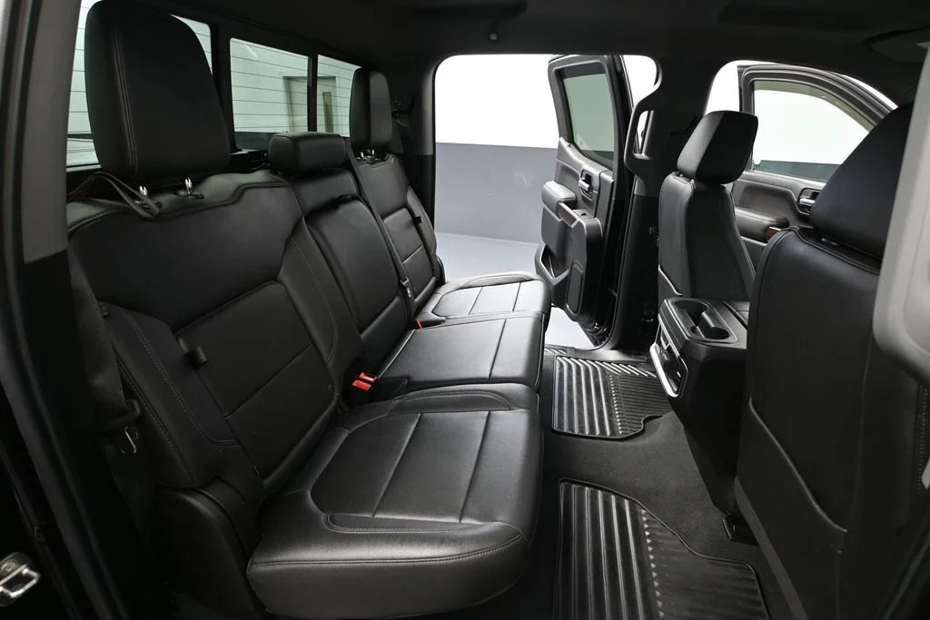 Used 2020 Black GMC SLT image 45