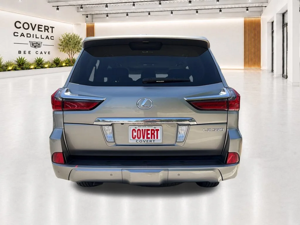 Used 2017  Lexus LX 570 image 12