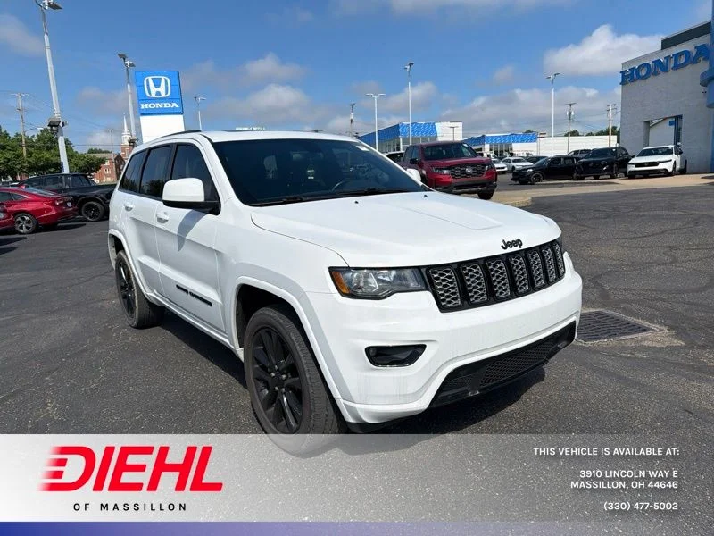 Used 2021 White Jeep Laredo X image 1