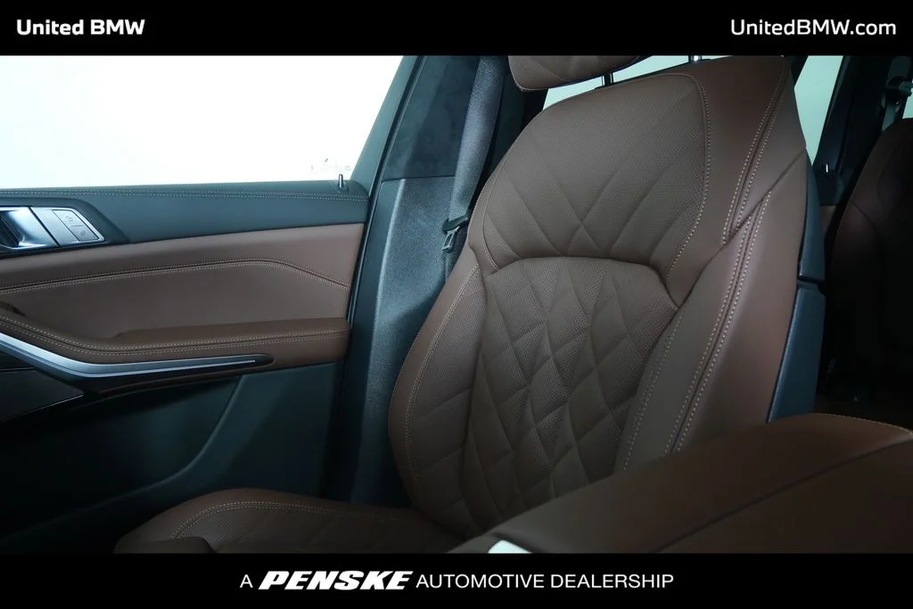 New 2027 Gray Metallic BMW xDrive40i image 24