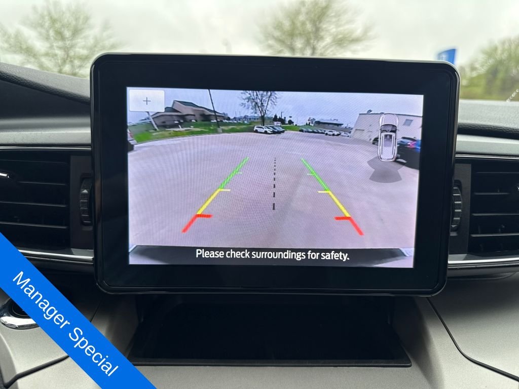 Used 2022 Silver Ford XLT image 21