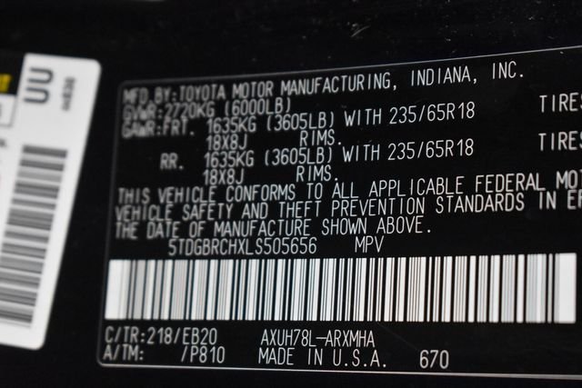 Used 2020 Black Toyota XLE image 43
