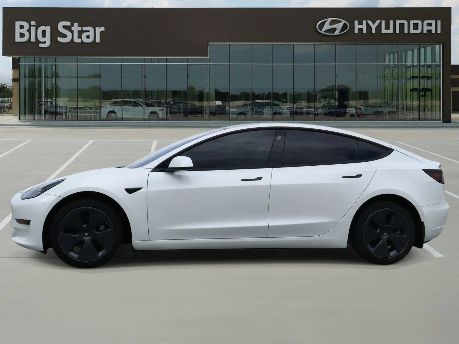 Used 2022 Tesla Model 3 Base with VIN 5YJ3E1EA0NF154304 for sale in Friendswood, TX