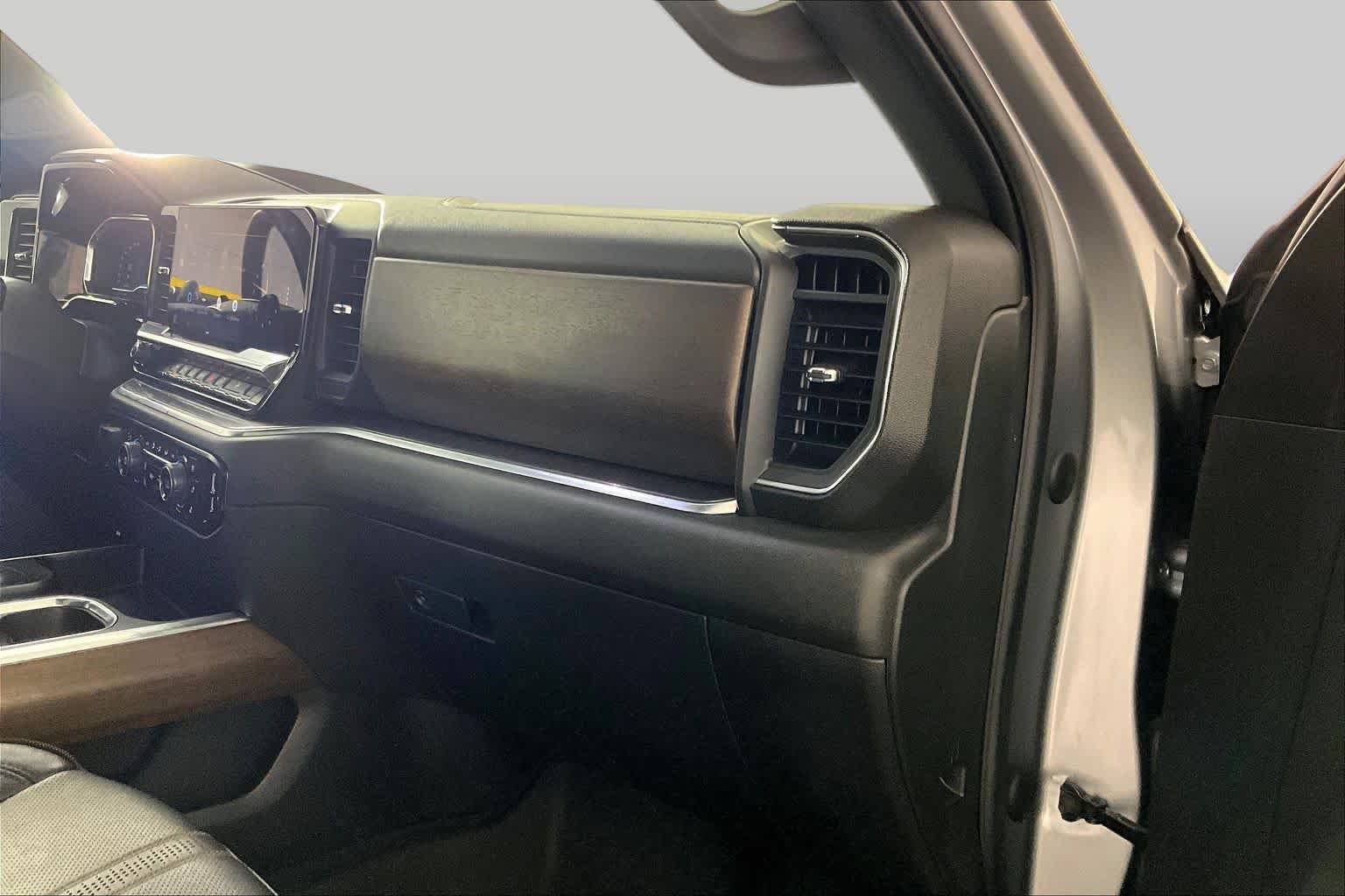 Used 2023 Sterling Gray Metallic Chevrolet High Country image 33